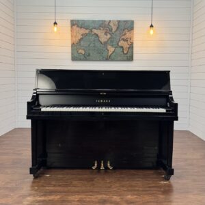 Yamaha P22 Upright Piano #1023925